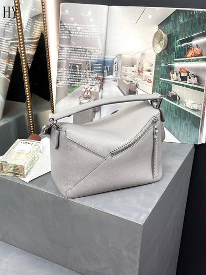 Bolsa Satchel Couro Cinza Geométrica Tamanho P