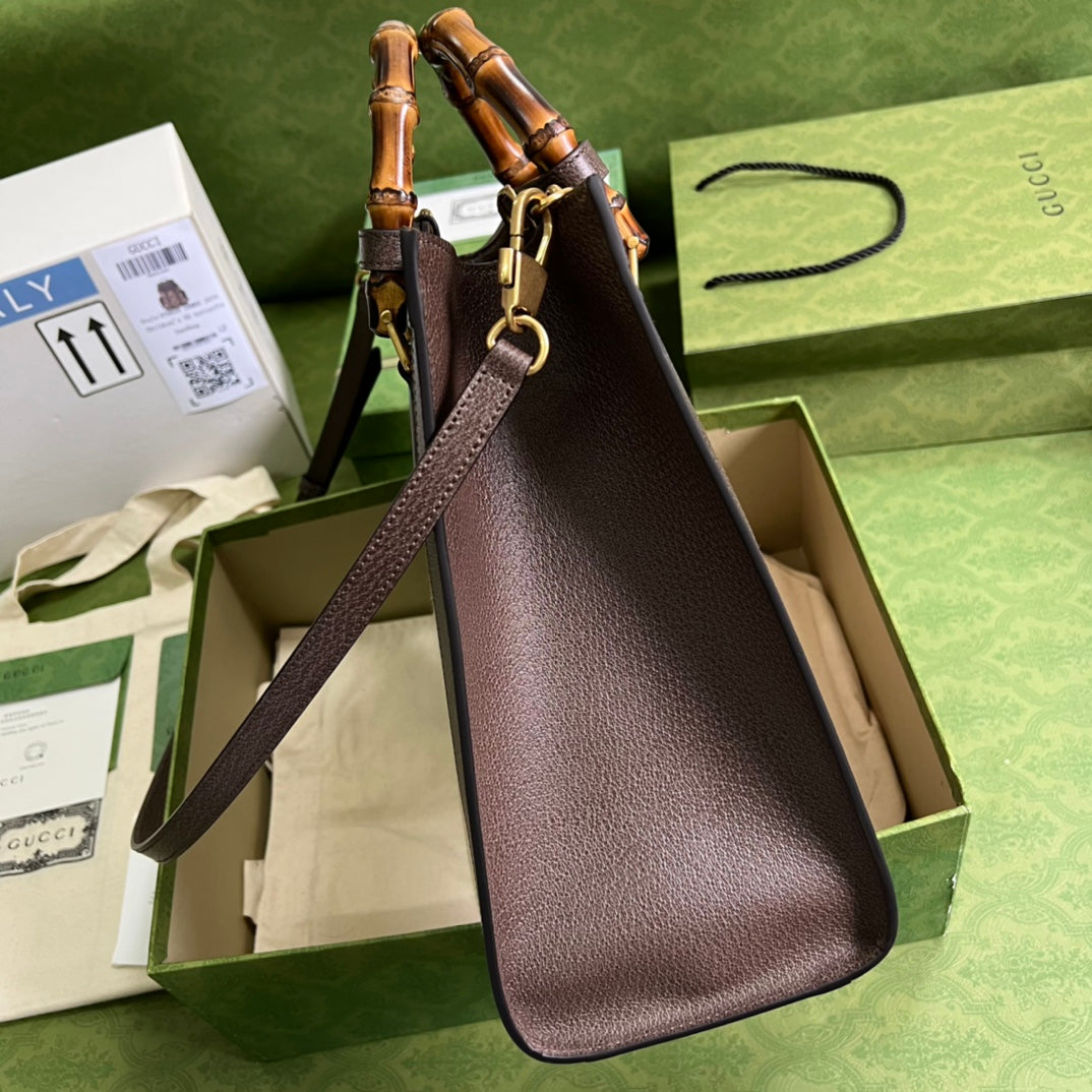 Bolsa Tote Couro Camel Letras Entrelaçadas Pequena