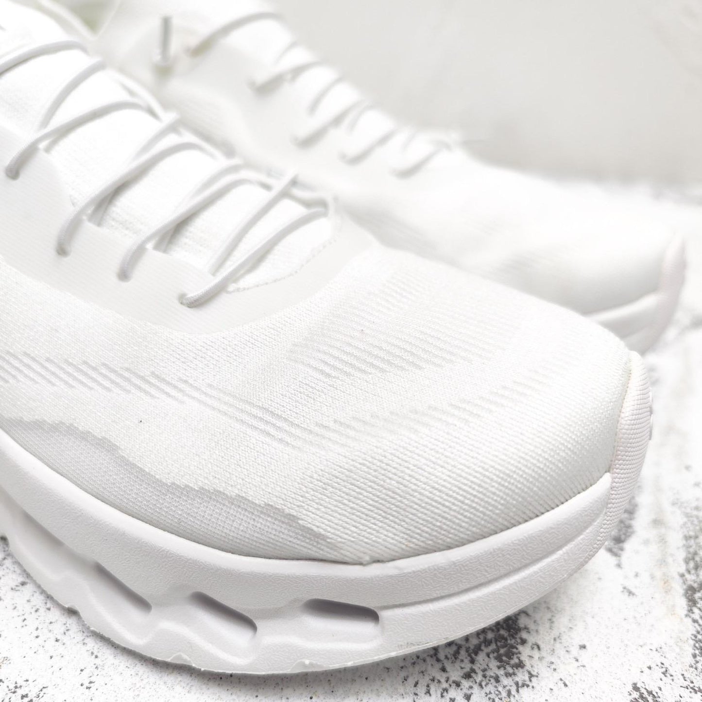 Tênis Runner Couro Branco Solado Contrastante