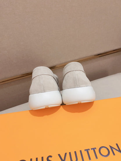 Tênis Slip-On Camurça Branco