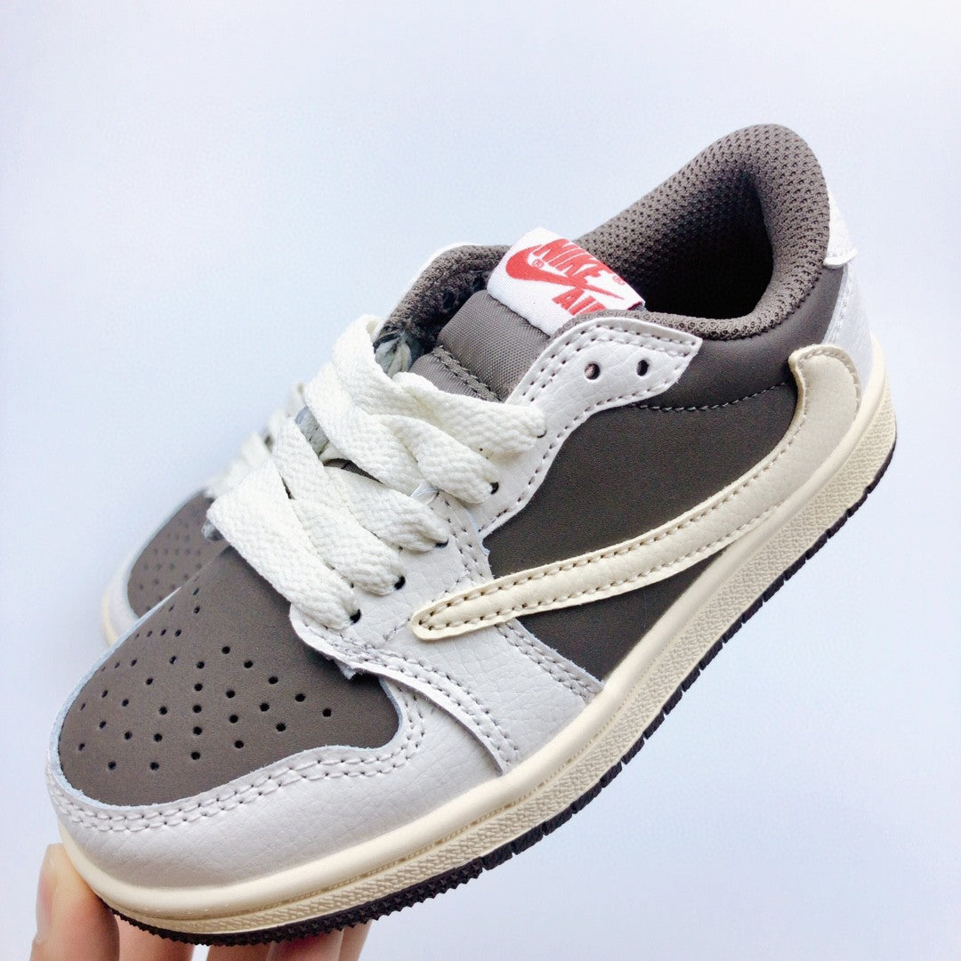 Tênis Cano Alto Basquete Beige Infantil Detalhe Contrastante