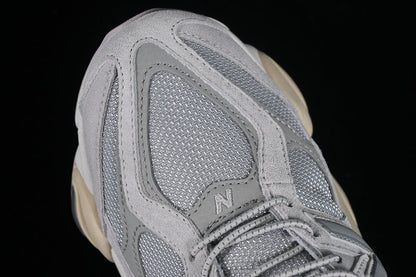 Tênis Runner Cinza com Detalhe Lilás