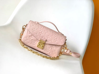 Bolsa Pochete Couro Padrão Monograma Geométrico Rosa Opala