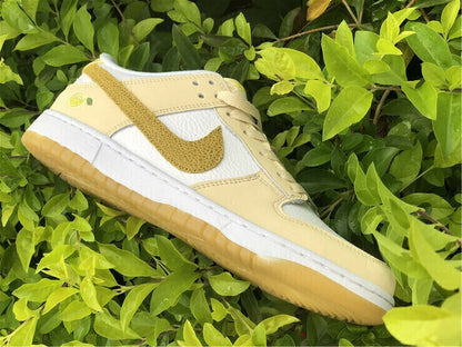 Tênis Cano Baixo Couro Branco Detalhe Amarelo