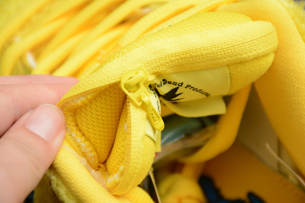 Tênis Cano Baixo Couro Amarelo Estampa Ursos Coloridos