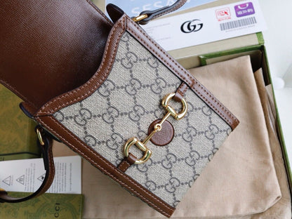 Bolsa Mini Couro Marrom com Ferragem Argola