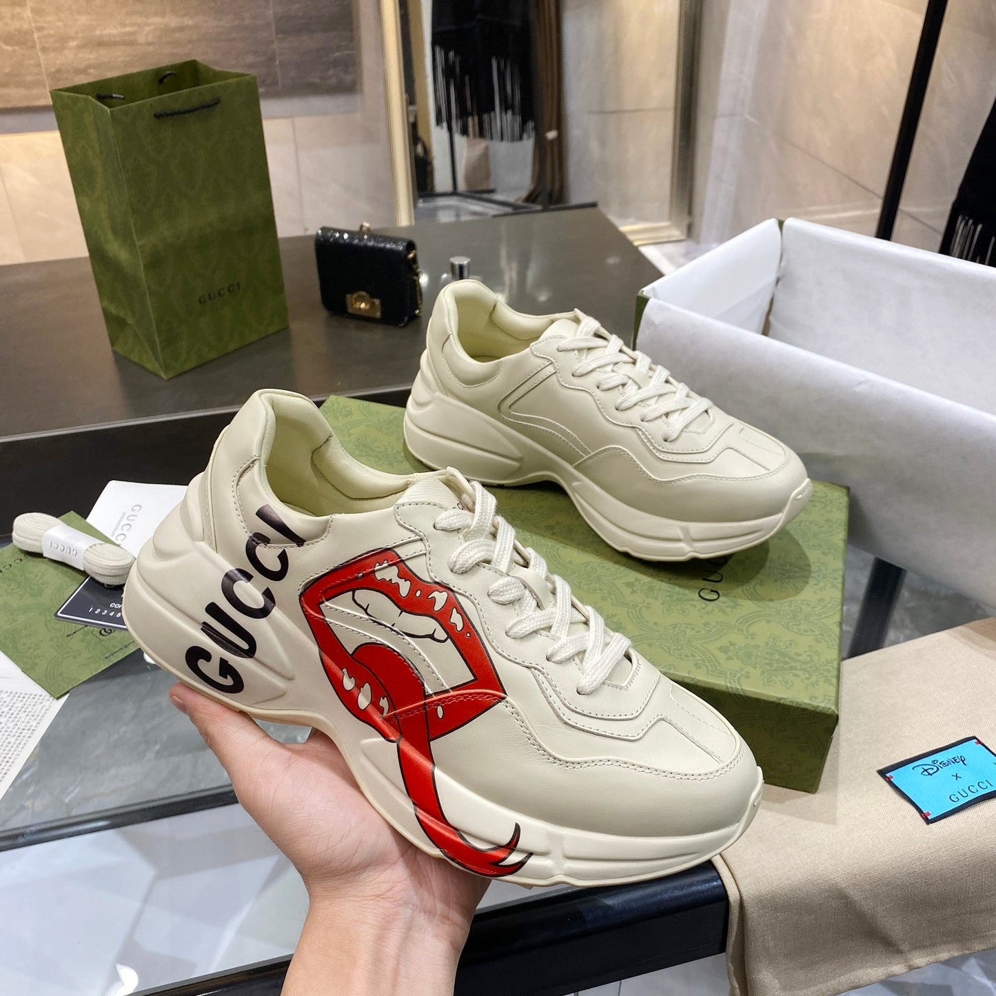 Tênis Couro