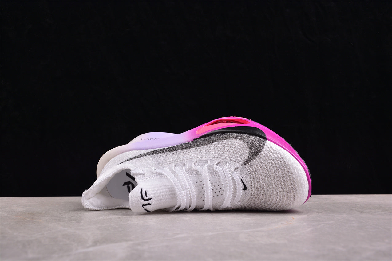 Tênis Runner Malha Tecnológica Preto com Detalhes Neon
