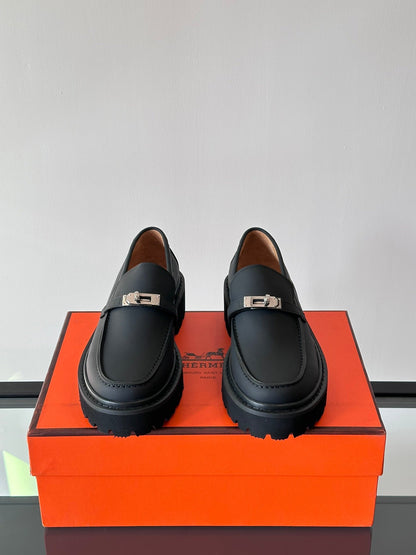 Sapato Mocassim Couro Marrom Clássico