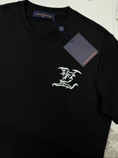Camiseta Algodão Padrão Monograma Geométrico
