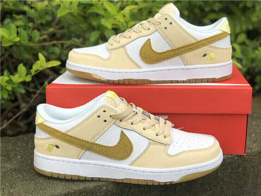 Tênis Cano Baixo Couro Branco Detalhe Amarelo