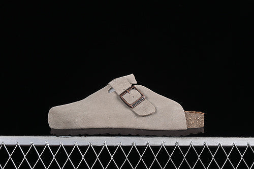 Chinelo Camurça Bege Claro Solado Confortável