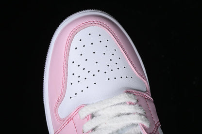 Tênis Cano Baixo Couro Rosa Estampa Pegadas