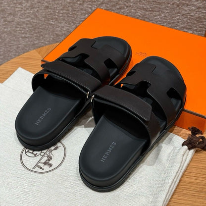 Sandália Couro Preto Tira em H Vazada