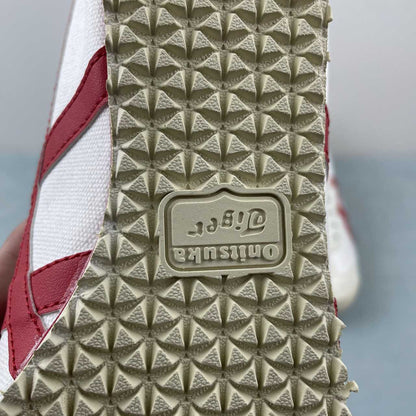 Tênis Couro Estilo Vintage Branco Bordô