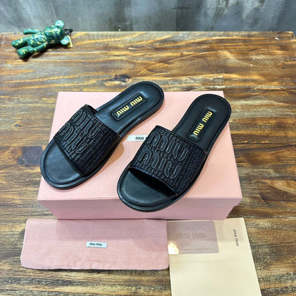 Sandália Slide Tecido Efeito Ráfia Preto