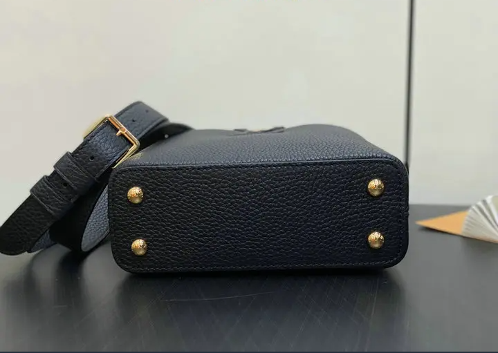 Bolsa Satchel Couro Supple Estruturada Preta Alça Superior