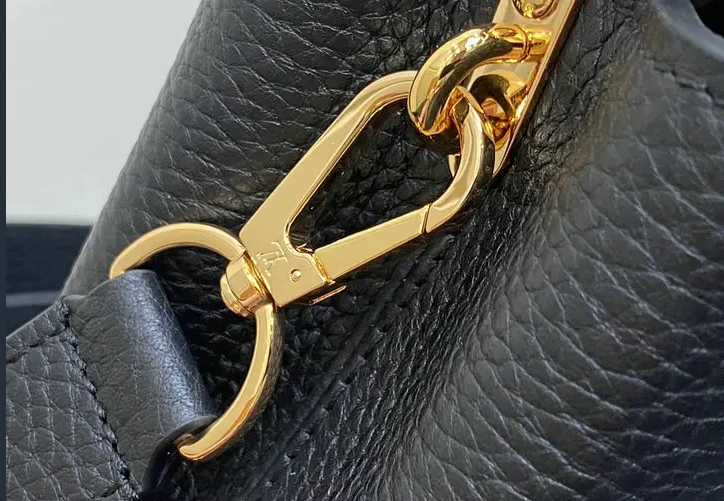 Bolsa Satchel Couro Supple Estruturada Preta Alça Superior