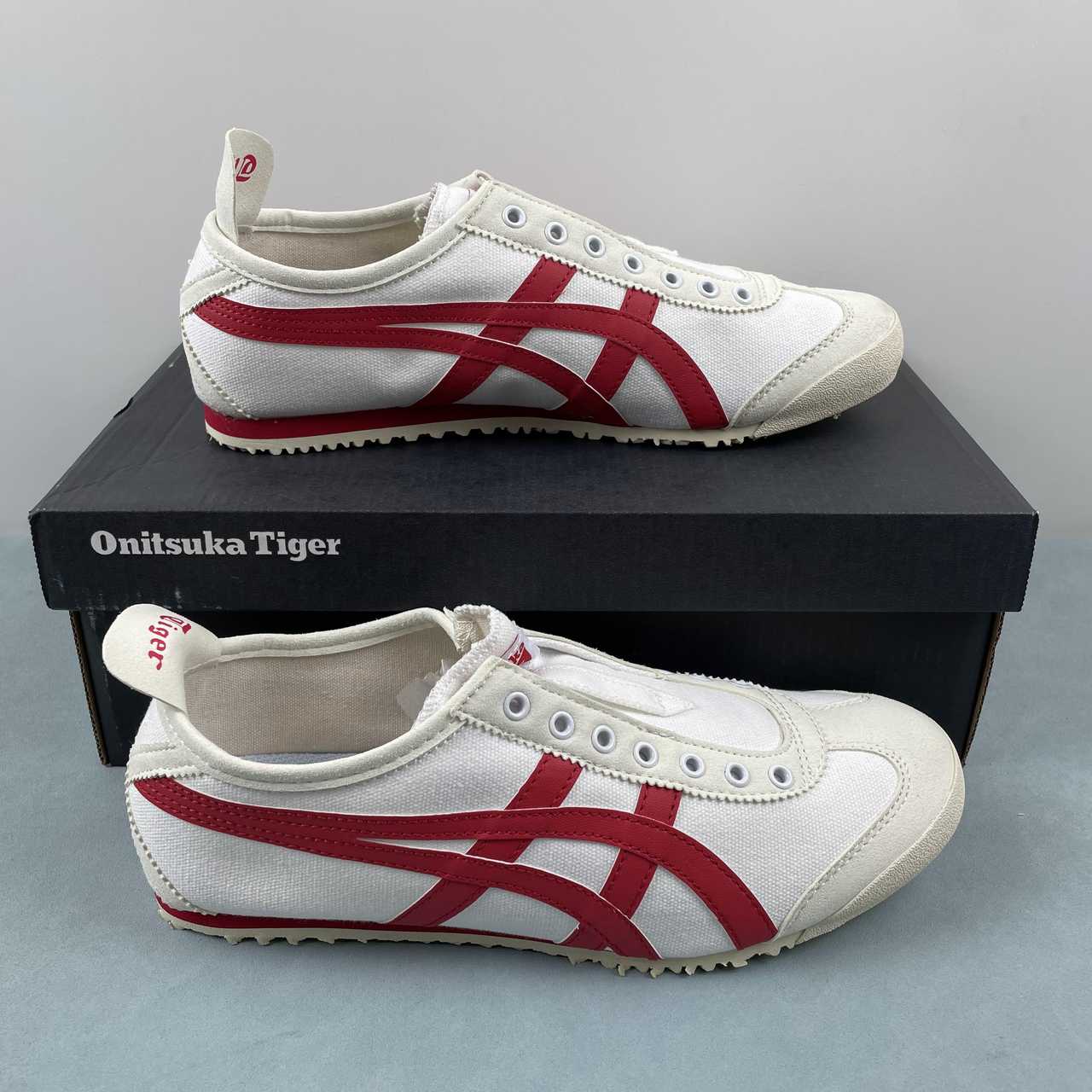 Tênis Couro Estilo Vintage Branco Bordô