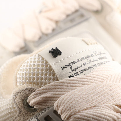 Tênis Cano Alto Lona Branco Detalhe Cinza