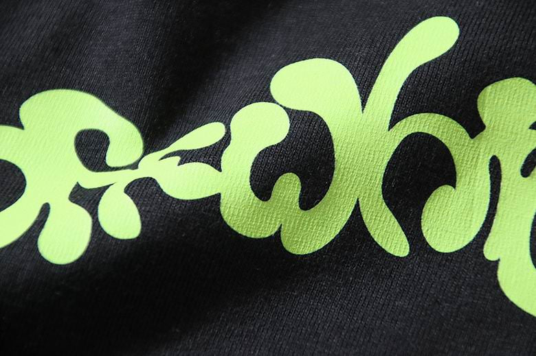 Camiseta Algodão Preta com Estampa Frontal Branca
