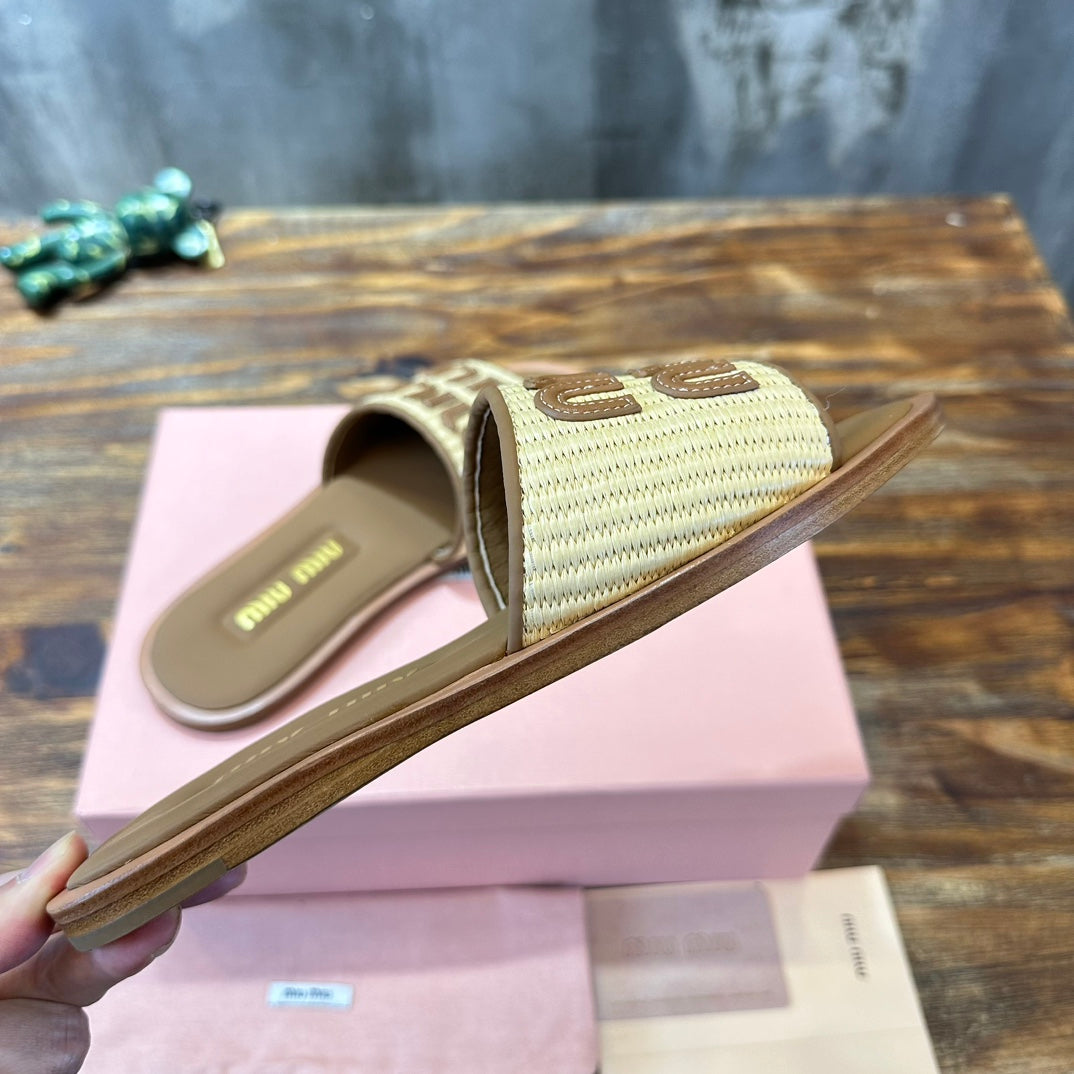Sandália Slide Tecido Efeito Ráfia Bege