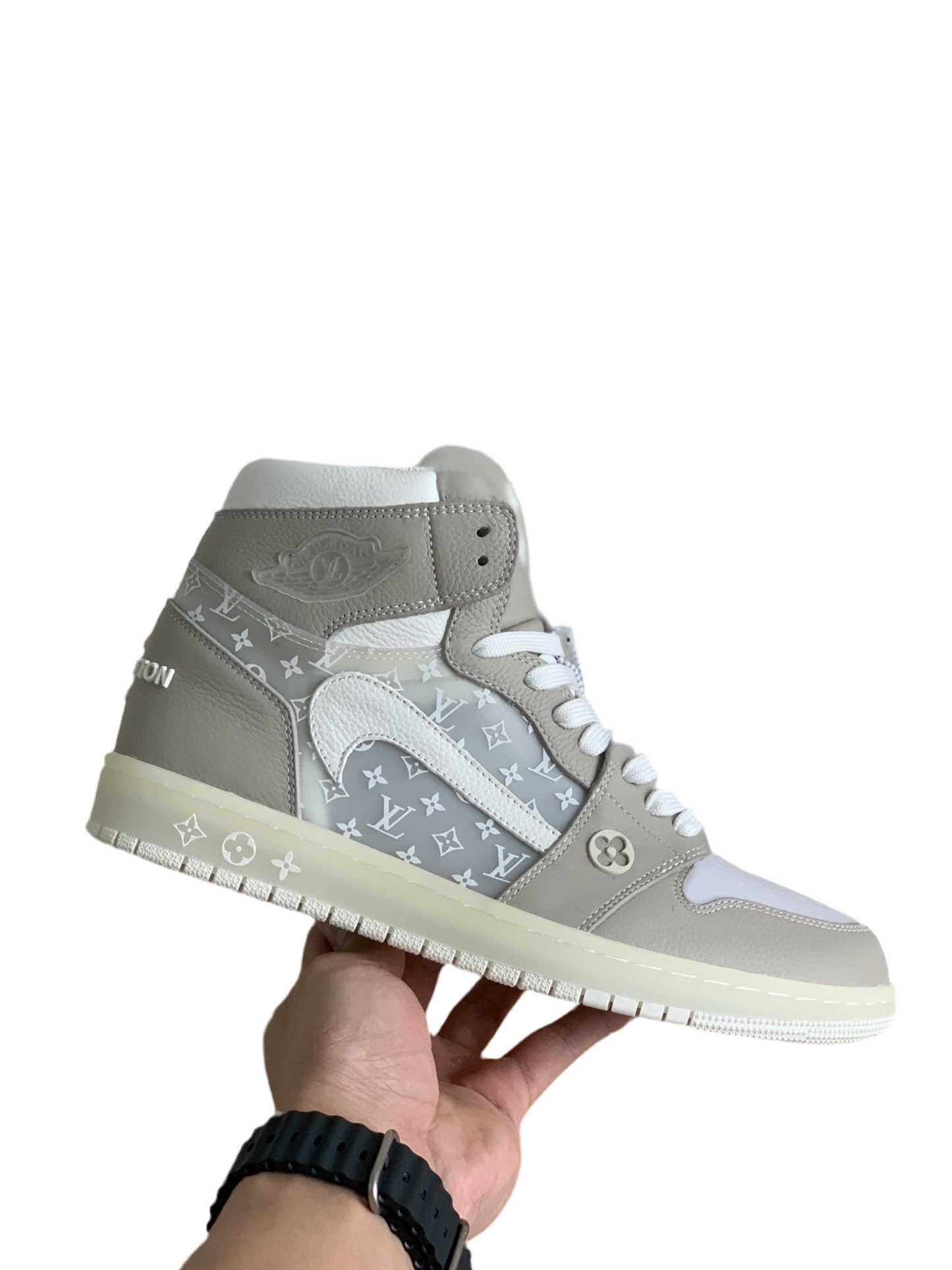 Louis Vuitton x Nike Air Jordan 1 High AJ1