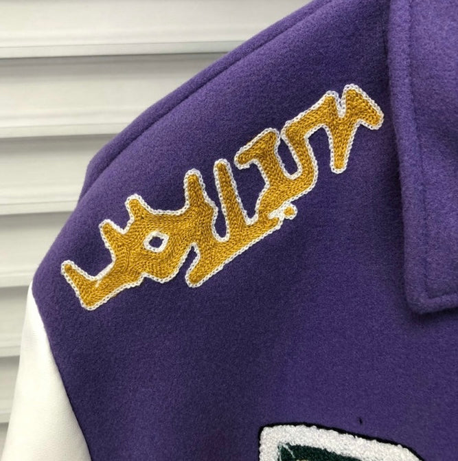 Jaqueta Varsity Roxo