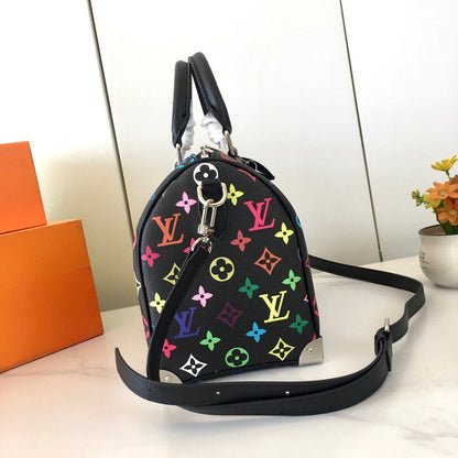 Bolsa Satchel Couro Padrão Monograma Geométrico Marrom 30cm