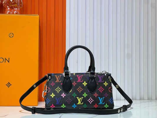 Bolsa Tote Couro Padrão Monograma Geométrico Marrom