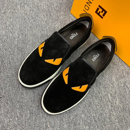 Tênis Slip-on Couro Olho Frontal Decorativo