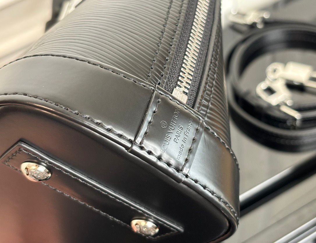 Bolsa Satchel Couro Preto Estruturada Tamanho Pequeno