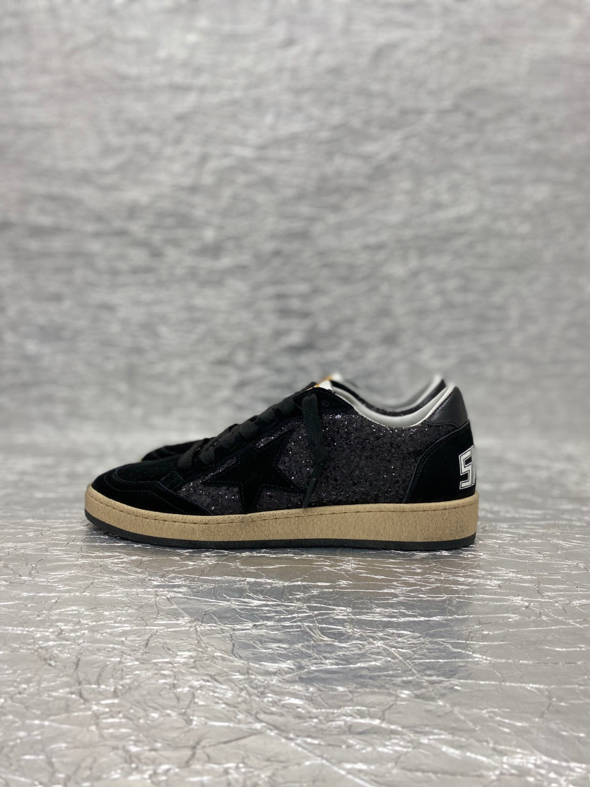 Tênis Couro com Glitter Preto