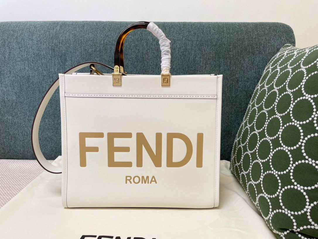 Bolsa Tote Couro Creme com Alça de Corrente