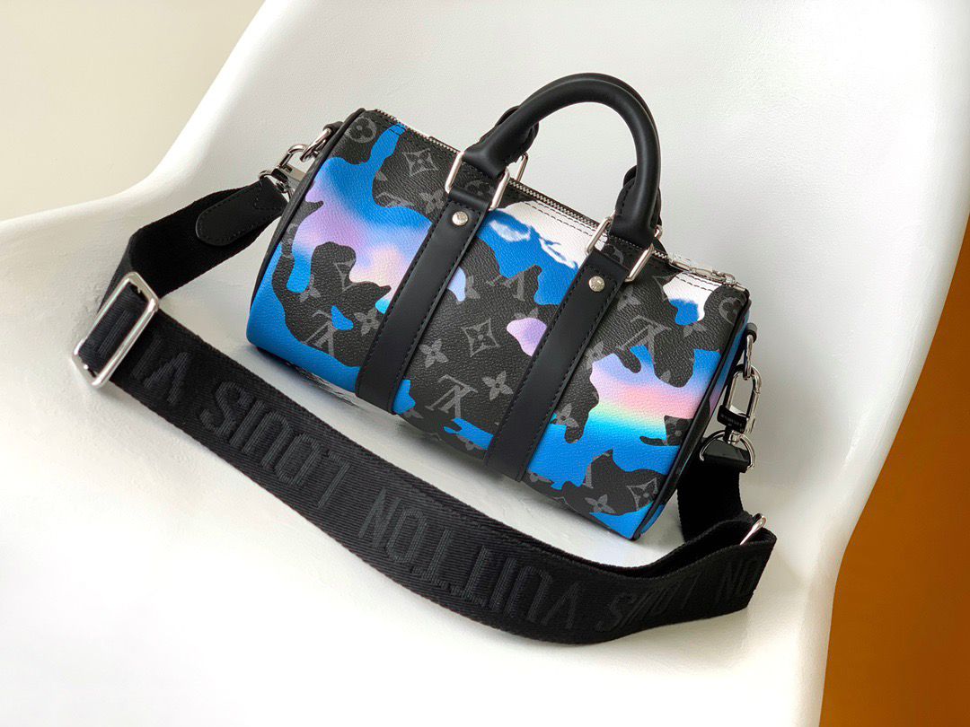Bolsa Viagem Couro Padrão Monograma Geométrico Marrom Degradê Sunset 25cm