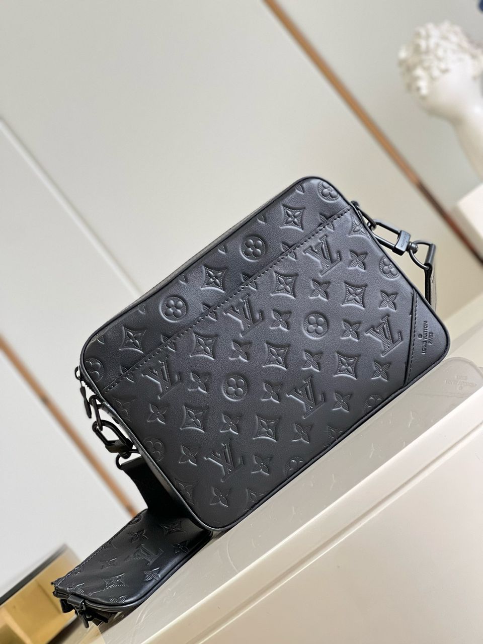 Bolsa Messenger Couro Preto Detalhe Duplo
