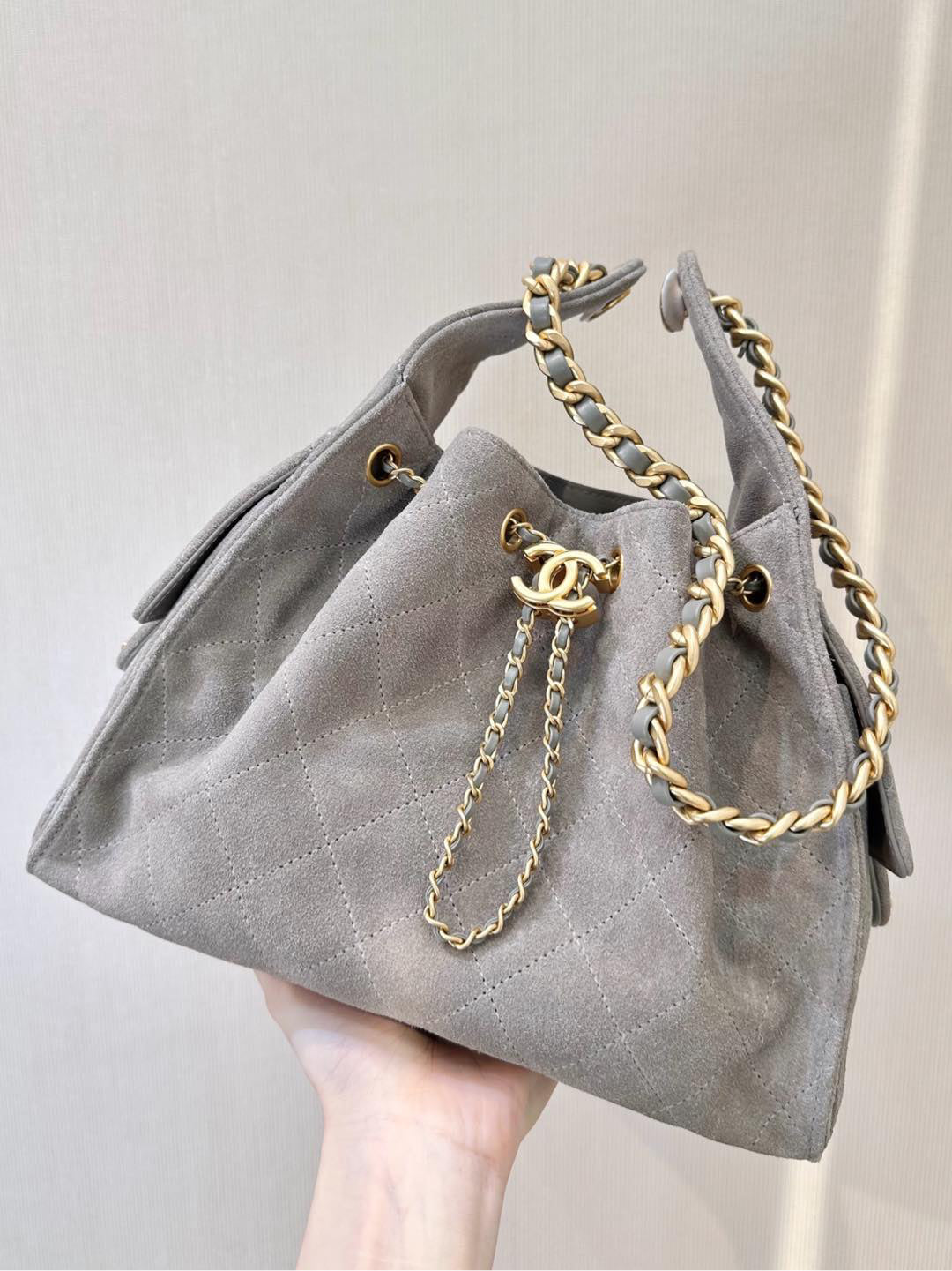 Bolsa Satchel Acolchoada Cinza 25cm