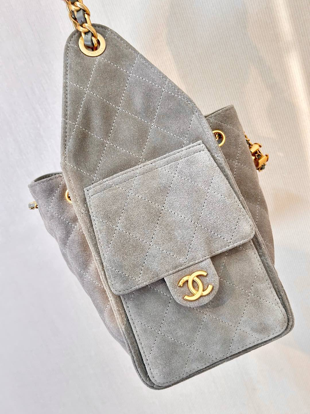 Bolsa Satchel Acolchoada Cinza 25cm