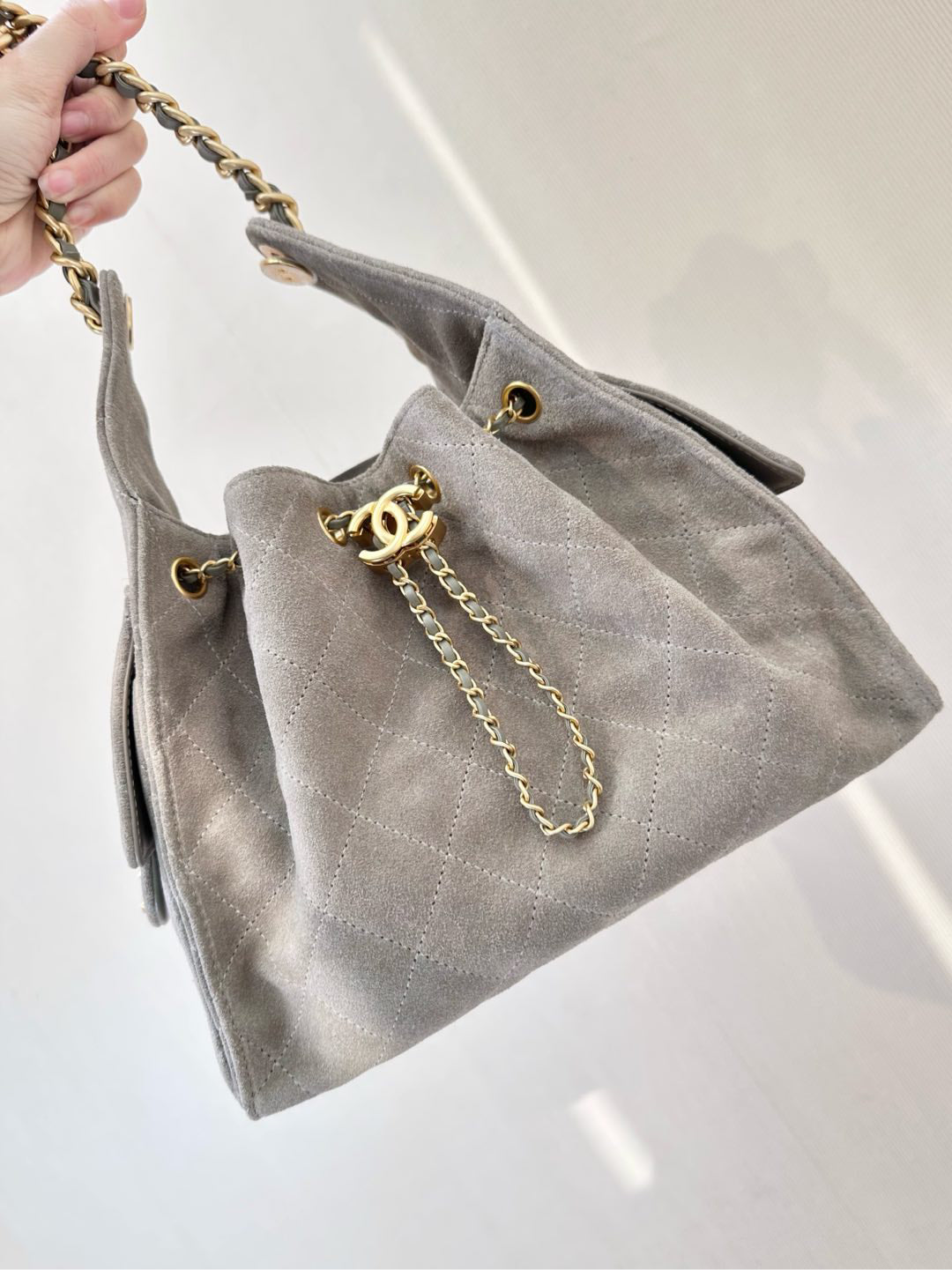 Bolsa Satchel Acolchoada Cinza 25cm