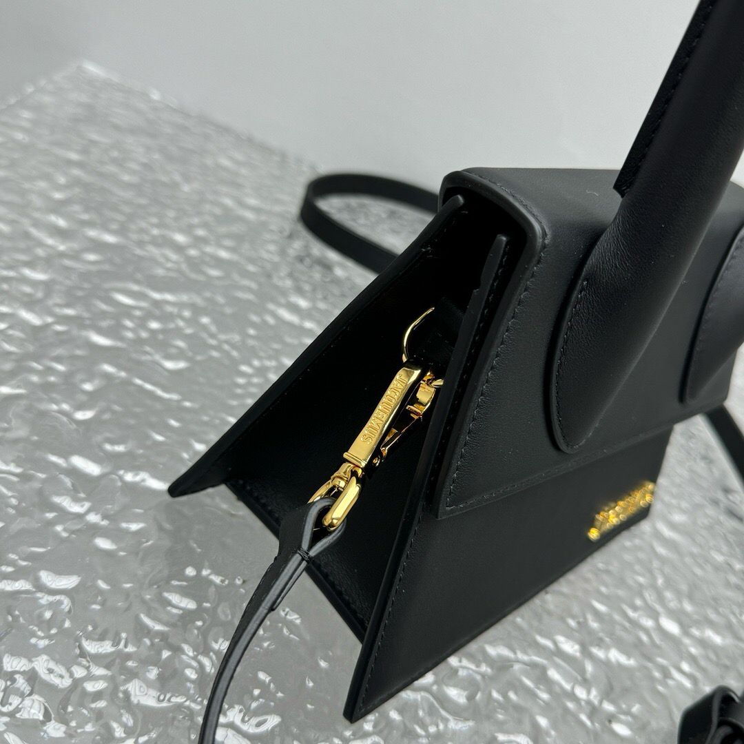 Bolsa Couro Preto Minimalista