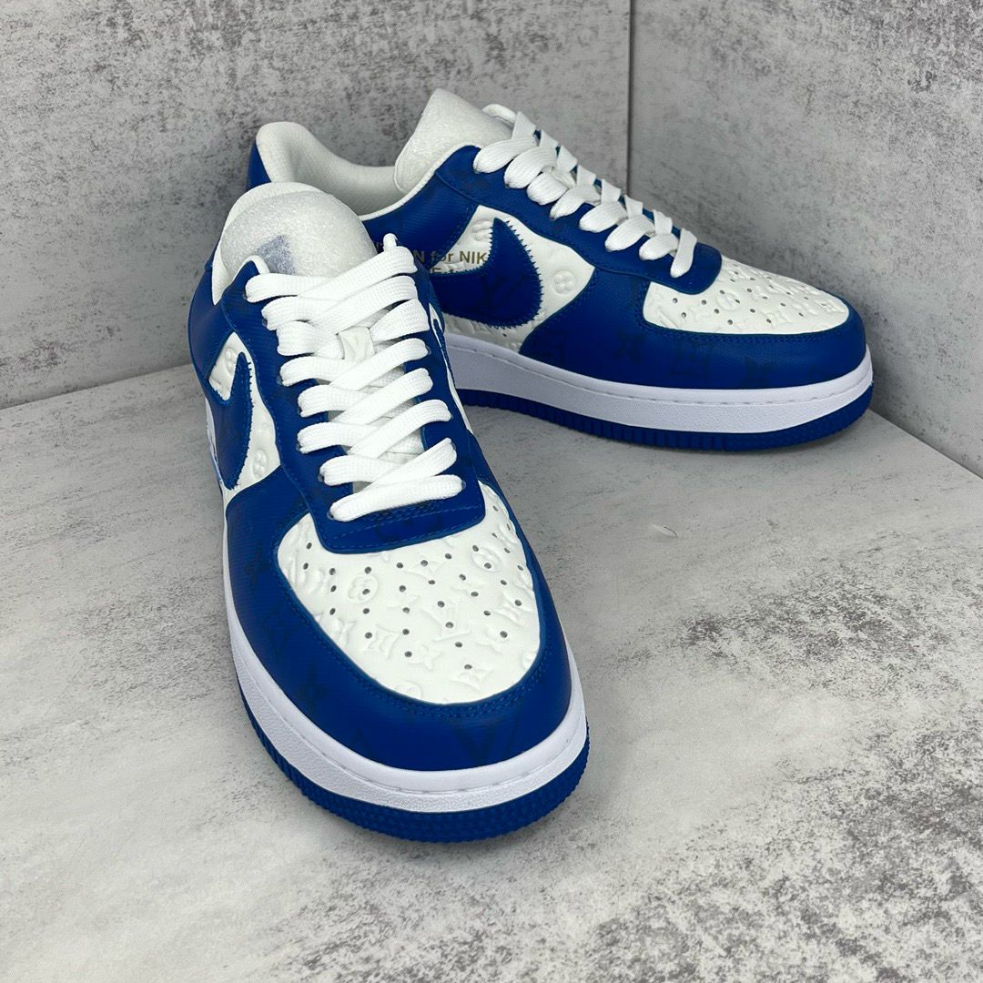 Tênis Cano Baixo Couro Azul Detalhe Branco