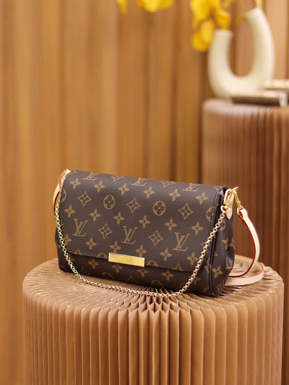 Bolsa Clutch Couro Padrão Monograma Geométrico Marrom