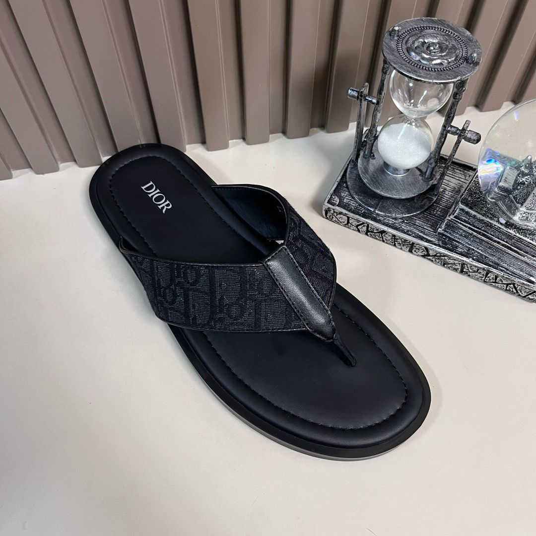 Sandália Jacquard Padrão Inclinado Bege Preto