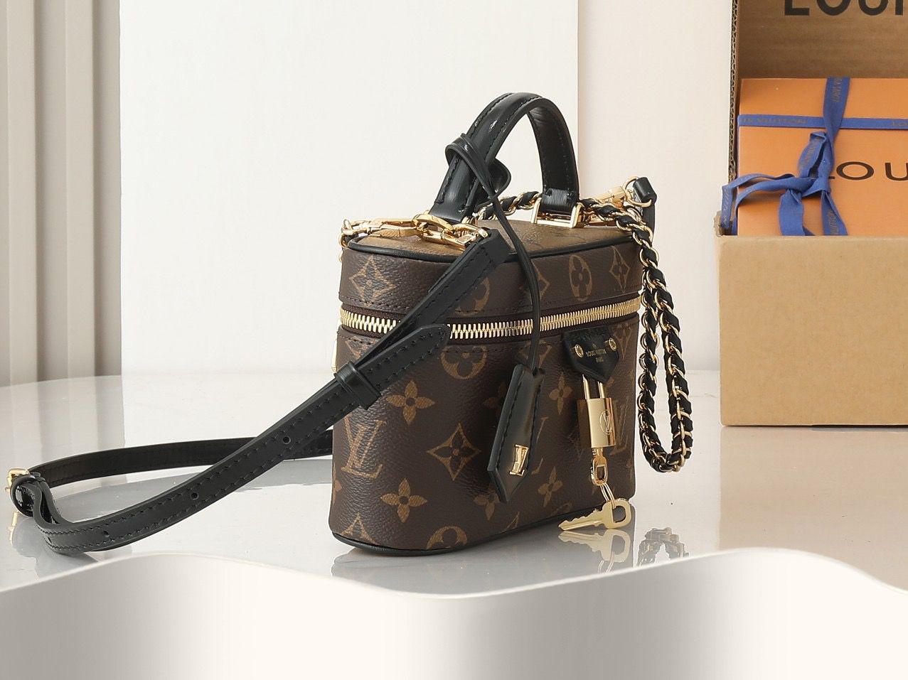 Bolsa Vanity Couro Alça Corrente