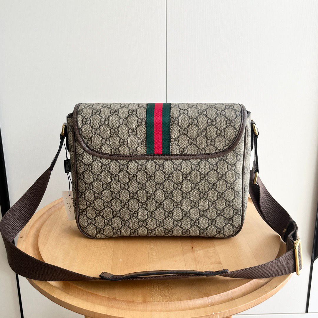 Bolsa Mensageiro Couro Bege com Listra Verde e Vermelha
