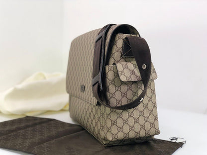 Bolsa Satchel Lona Padrão Letras Entrelaçadas Marrom Médio