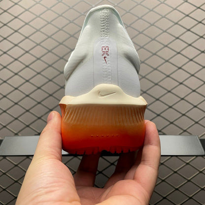 Tênis Runner Malha Cinza Detalhe Laranja
