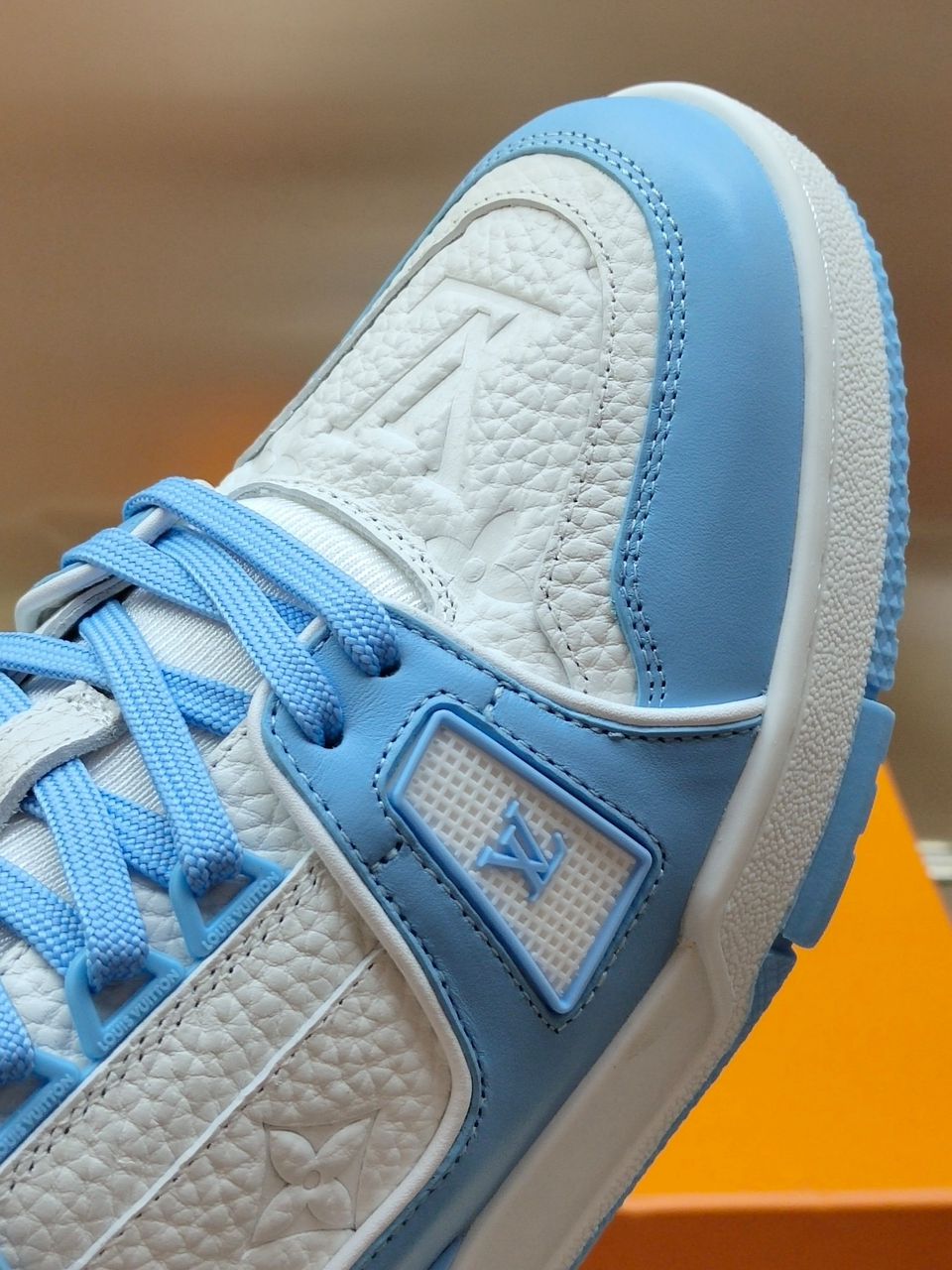 Tênis Casual Malha Azul Claro