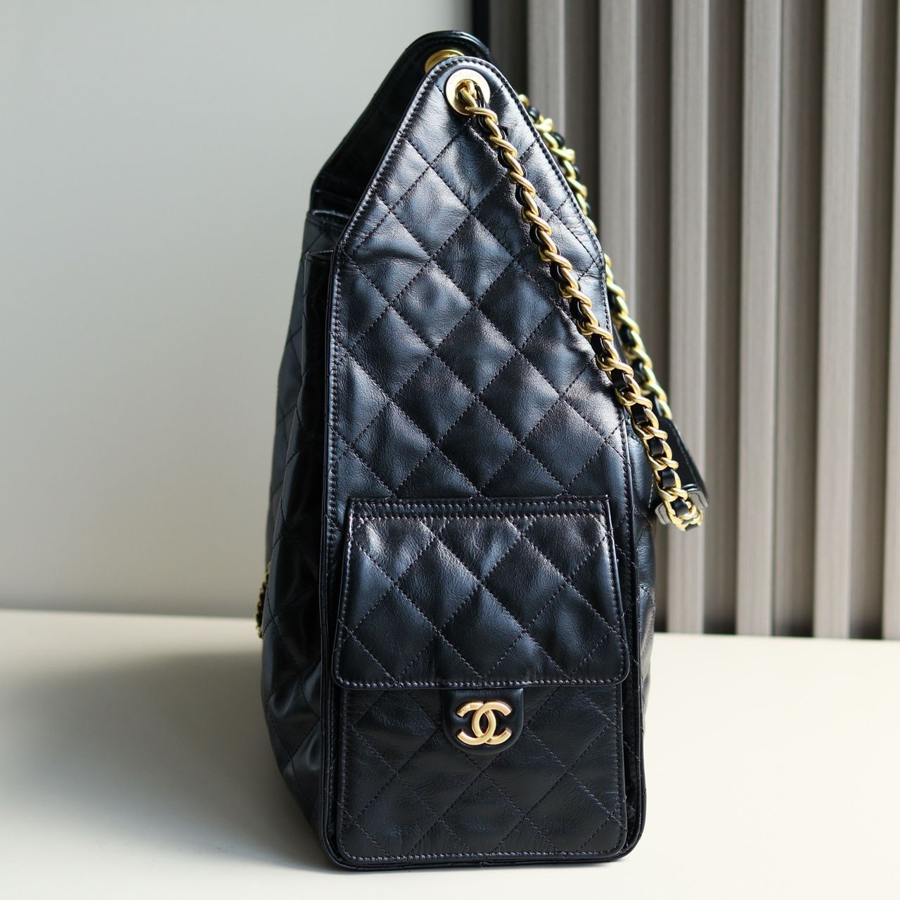 Bolsa Satchel Couro Acolchoado Preto 25cm