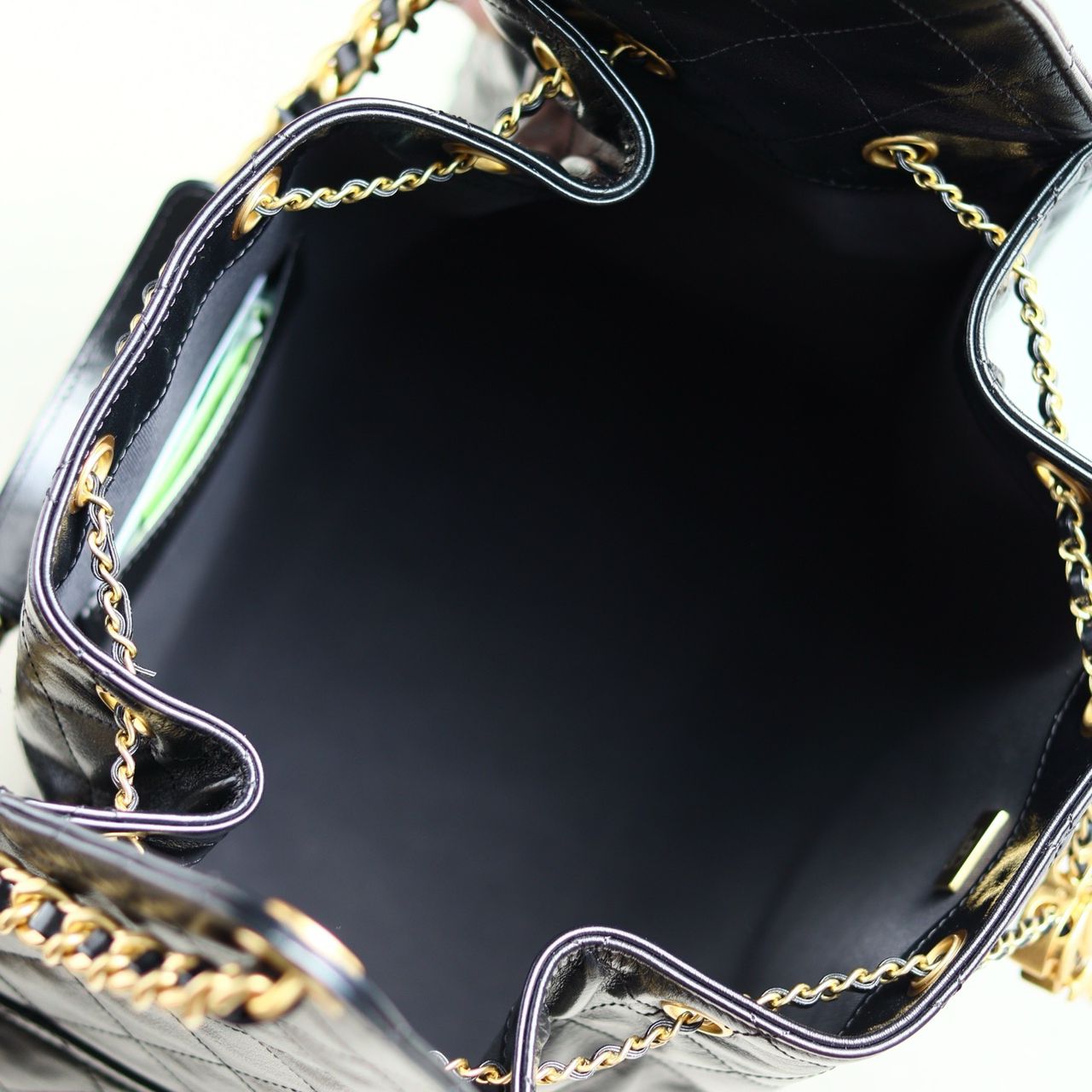 Bolsa Satchel Couro Acolchoado Preto 25cm